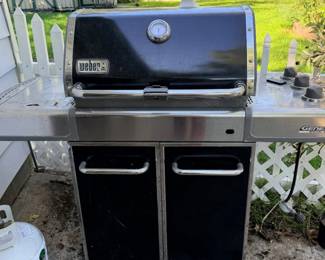 Outdoor grill