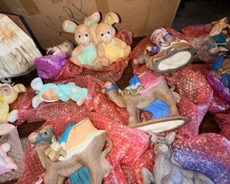 Decorative figurines - additional assortment