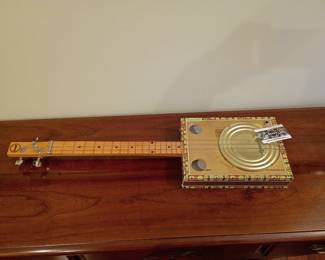 Cigar-Box Ukulele