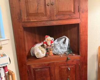 corner cabinet