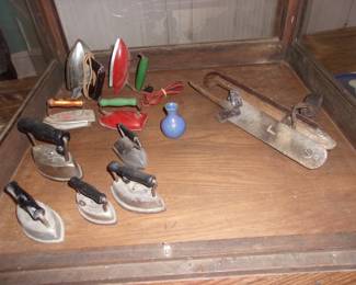 Antique Ice Skates