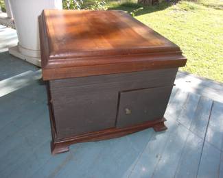 Cute Cabinet