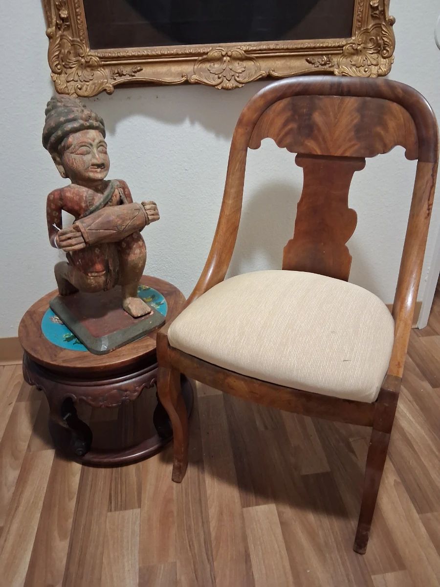 Indian Kashmiri musican 160 / Chair 175.00 Mahogany American New York 1800s 