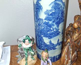 Chinese Porcelain Vase 45.00
