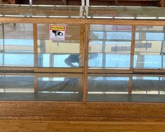 LOT # 106  -  LARGE ANTIQUE DISPLAY CABINET w/DOORS