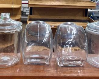 LOT # 125  -  JARS/SCOOPS/LIDS LOT