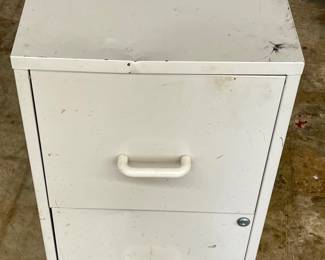 LOT # 093  -  2-DRAWER FILE CABINET