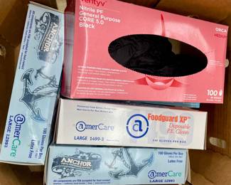 LOT #132  - GLOVES LOT