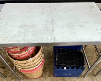 LOT # 101  - CHOPPING TABLE