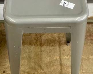 LOT # 035  -  METAL BAR STOOL