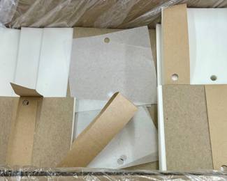 LOT # 085  -  NEAR FULL BOX OF PATTY PAPERS