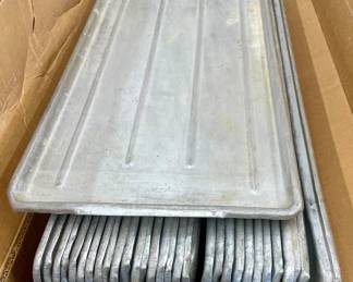 LOT # 120  -  LOT/31 ALUMINUM MEAT TRAYS