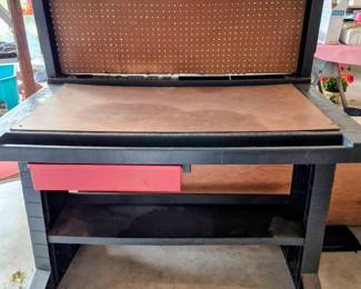 CRAFTMAN WORK BENCH
