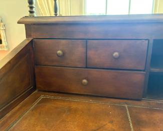 close view of Hemingway desk