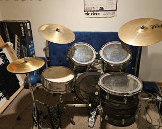 Complete Ludwig dream set with all hardware with double bass petal