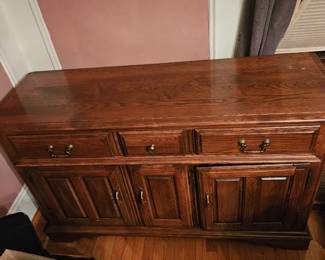 Classic buffet table