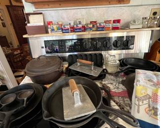 Cast iron skillets, Griswold chicken fryer 