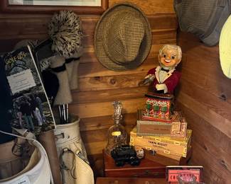 Wooden golf clubs , toy bartender 