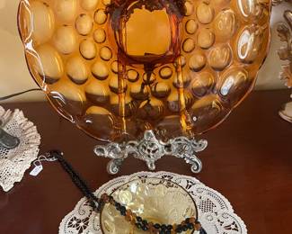 Amber color serving  tray w small bowl 