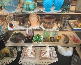Snowberry Roseville vase , early Majolica pitcher /creamer , 2 blue hobnail Fenton perfumes