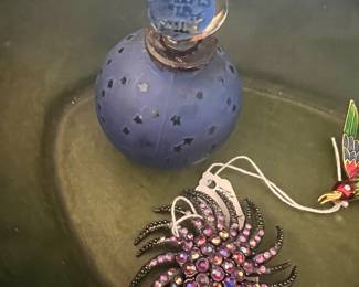 Made in France Rare 1920’a blue stars perfume bottle ‘Dans La Nuit’ by Rene Lalique 