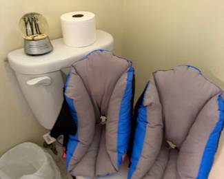 Pair of padded portable seat backs in grey and blue