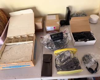 Boxed glass snack plate and cup set, WiFi mesh router and assorted cables