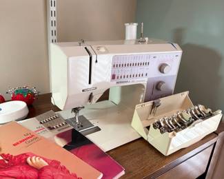 Bernina 1230 Electronic Sewing Machine with the Case