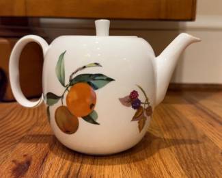 Royal Worcester Evesham Gold Fine Porcelain Teapot