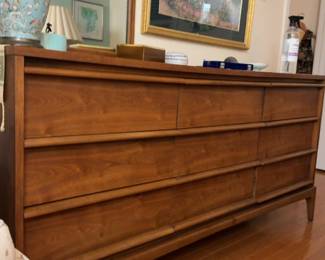 32”H x 66”L x 18”W | Lane Rhythm Mid-Century Modern 9-Drawer Walnut Dresser with Mirror Attached