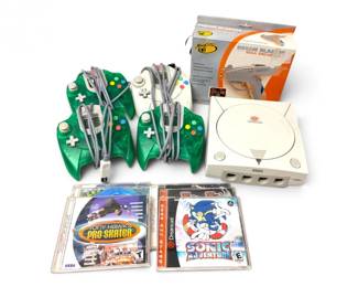 48 SegaDreamcastConsoleControllersVMUs6Games650Value