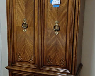 Lot 135: Wood Armoire Cabinet with Shelves and Drawers