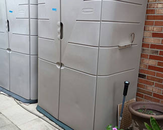Lot 802: Outdoor Storage Cabinets