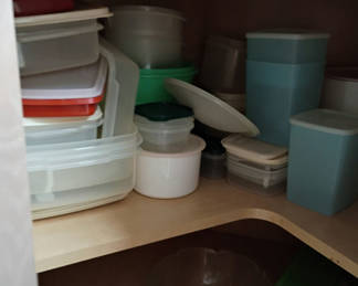 Lot 50: Assorted Plastic Food Storage Containers and Canisters
