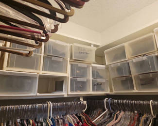 Lot 136: Plastic Storage Drawer Organizers