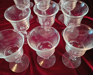 Lot 21: Set of 12 Fostoria Glass Goblets
