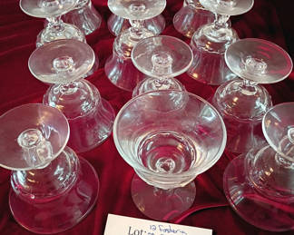 Lot 22: Set of 12 Fostoria Glass Dessert Cups