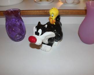 Tweetie Bird Tea Pot