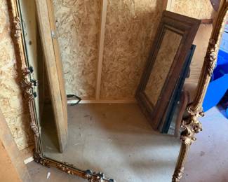 VINTAGE FRAMED WALL MIRROR