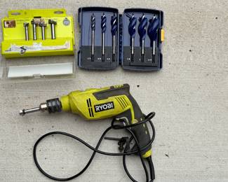 RYOBI ELECTRIC HAMMER DRILL W BITS