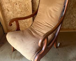 VINTAGE WOODEN ARMCHAIR W CURVED BACK