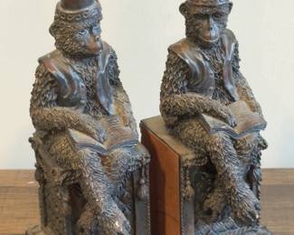 READING MONKEYS VINTAGE STYLE RESIN BOOKENDS