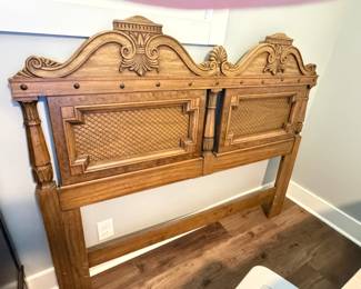 VINTAGE FRENCH COUNTRY STYLE WOOD HEADBOARD