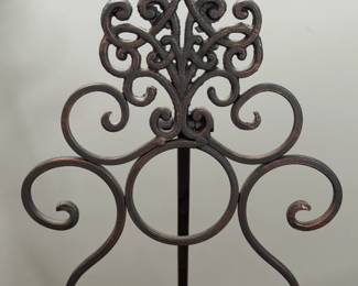 ORNATE METAL DISPLAY EASEL