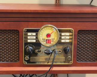 VICTROLA 6 IN 1 BLUETOOTH TURNTABLE VTA-200B