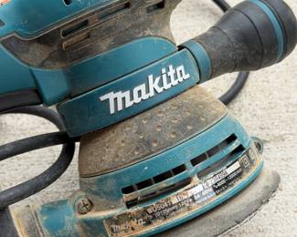 MAKITA RANDOM ORBIT SANDER