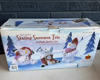 SKATING SNOWMEN TRIO TEALIGHT HOLDER SET - CUTE!