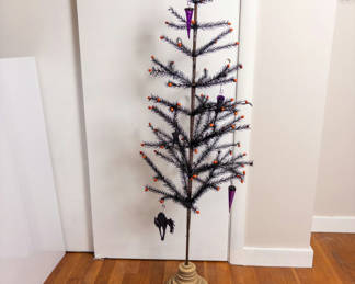 Lot 69: Halloween "Feather" Tree
