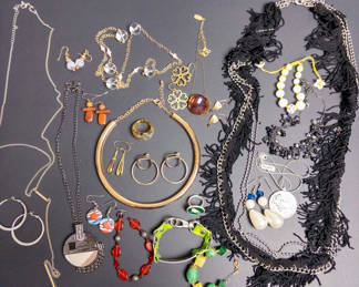 Lot 1: Boutique and Artisan Costume Jewelry