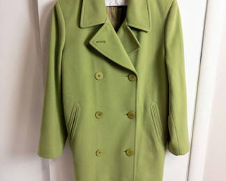 Lot 25: L.L. Bean wool blend women's peacoat - size 6 petite